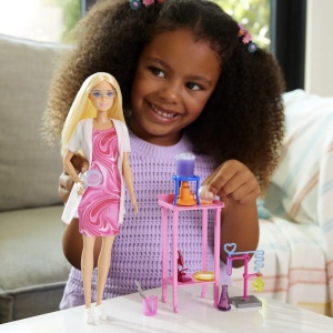 Barbie Set De Joaca Papusa Barbie Face Cariera Om De Stiinta - Img 3