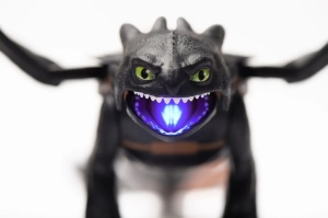 Cum Sa Iti Dresezi Dragonul Dragon Interactiv Cu Efecte Luminoase - Img 6