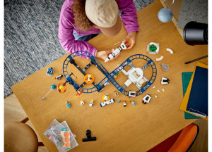 Set LEGO Creator - Roller-coaster spatial (31142) - Img 4