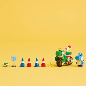 Set LEGO Super Mario - Mario Kart™ – Yoshi Bike (72031) - Img 4
