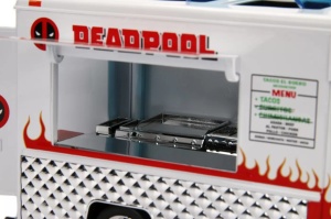 Jada Marvel Set Camionul De Mancare Scara 1:24 Si Figurina Metalica Deadpool - Img 5
