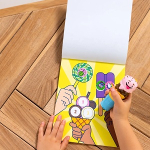 Melissa And Doug Sticker Wow Set De Joaca Autocolante Si Stampila Inghetata - Img 4