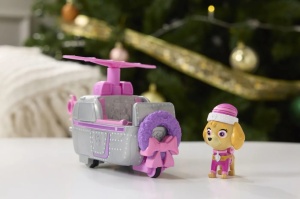 Patrula Catelusilor Vehicul Si Figurina Skye Cu Accesorii De Craciun - Img 3