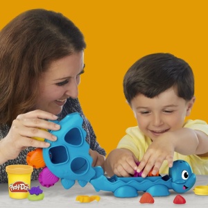 Play Doh Jucarie Cu Activitati Dinozaur Cu Forme Si Culori - Img 3