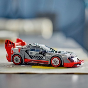 Set LEGO Speed Champions - Audi S1 e-tron quattro (76921) - Img 5