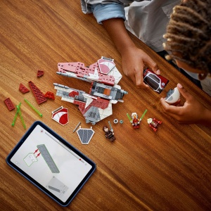 Set LEGO Star Wars - Nava Interceptor™ Jedi a lui Ahsoka (75401) - Img 6