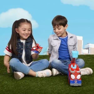 Spidey Si Prietenii Lui Uimitori Marvel Rescue Webs Set Camion De Pompieri Cu Figurine Si Accesorii - Img 5