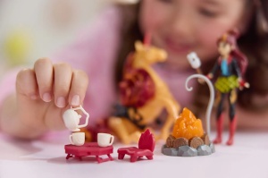 Unicorn Academy Set Foc De Tabara Cu Papusa Valentina Si Unicornul Cinder Cu Accesorii - Img 8