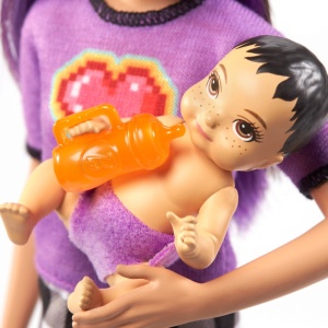 Barbie Papusa Skipper First Jobs Babysitter Papusa Satena - Img 4
