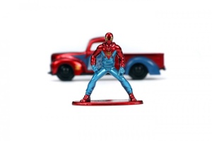Jada Marvel Set Masinuta Metalica Ford Pick Up Scara 1:32 Si Figurina Metalica Spider Man - Img 4