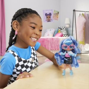 L.O.L. Surprise! Tweens Papusa Fashionista Ellie Fly Cu Surprize - Img 3