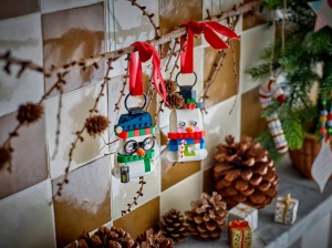 LEGO Seturi emblematice - Ornamente în formă de om de zăpadă (40812) - Img 6