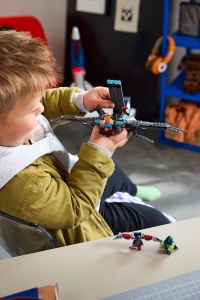 Set de construcție LEGO® Marvel - Avengers: Doomsday Quinjet (76347), 433 piese, 9+ ani - Img 5