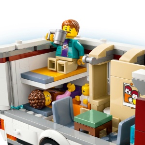 Set LEGO City - Rulota pentru aventuri de vacanta (60454) - Img 6