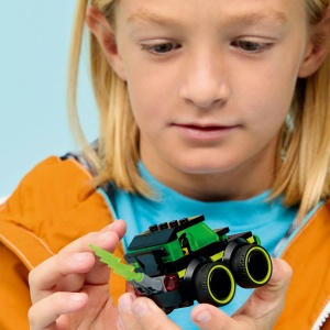 Set LEGO City - Vehicule – Mașină de curse din jocuri video (60484) - Img 4