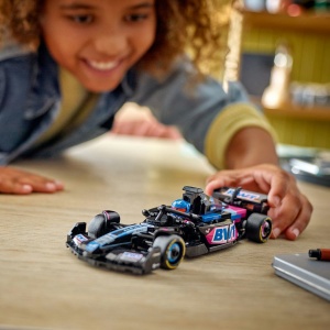 Set LEGO Speed Champions - Masina de curse BWT Alpine F1® Team A524 (77248) - Img 6