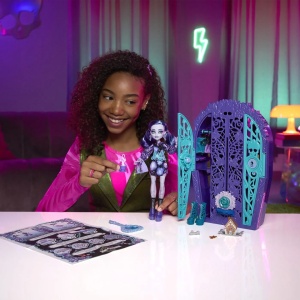 Monster High Gradina De La Miezul Noptii Papusa Twyla - Img 7