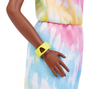 Papusa Barbie Fashionista Cu Par Afro Blond - Img 3
