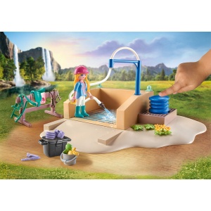 Playmobil - Spalatorie Cu Isabella Si Calutul Lioness - Img 2