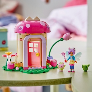 Set LEGO Gabby s DollhouseCăsuța din grădină a Miau-Zânei (11212) - Img 5