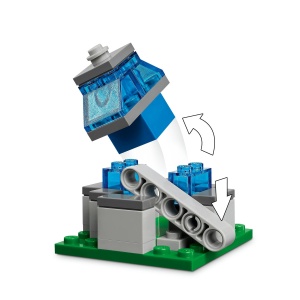 Set LEGO Minecraft - Atacul baloanelor Ghast asupra satului (21273) - Img 7