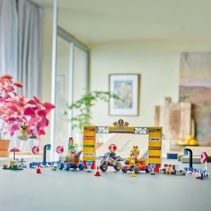 Set LEGO Super Mario - Mario Kart™ – Set Baby Peach si Grand Prix (72036) - Img 5