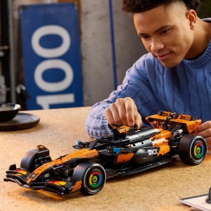 Set LEGO Technic - Mașina F1 McLaren MCL39 (42228) - Img 4