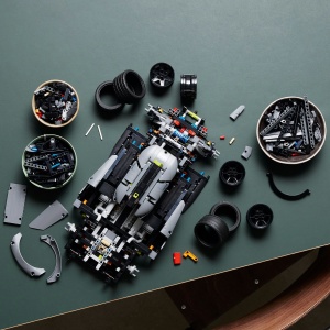 Set LEGO Technic - Peugeot 9x8 24H Le Mans Hybrid Hypercar (42156) - Img 8
