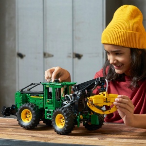 Set LEGO Technic - Tractor John Deere 948L-II (42157) - Img 5