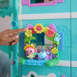 Gabbys Dollhouse Filmul Set Balconul Gradina Si Figurina Zana Regina Kitty Cu Accesorii - Img 3