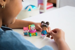 Gabbys Dollhouse Set Figurine Kitty Care - Img 4