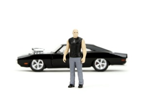 Jada Fast And Furious Set Figurina Dom Si Masinuta Metalica Dodge Charger 1970 Scara 1 La 24 - Img 6