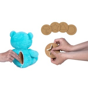 Jucarie din plus Blue teddy bear, Jocul Calamarului, 23 cm (asezat) - Img 3