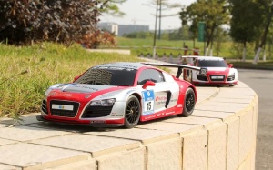 Masina Cu Telecomanda Audi R8 Lms Performance Scara 1 La 18 - Img 3