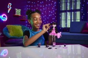 Monster High Papusa Draculaura Si Animalutul Count Fabulous - Img 2