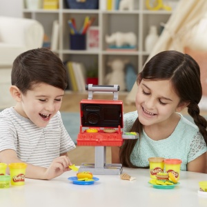 Play-Doh Set Gratar Cu Forme Si Stampile - Img 4