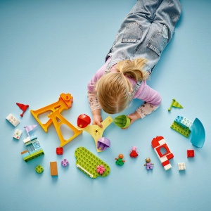 Set Jucarii LEGO DUPLO® - Targ de distractii (10453) - Img 6
