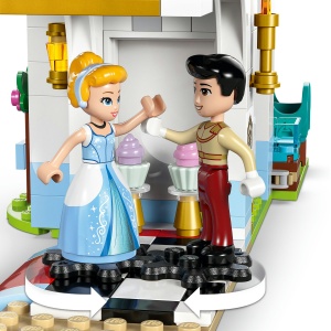 Set LEGO Disney - Castelul si caleasca Cenusaresei (43275) - Img 6