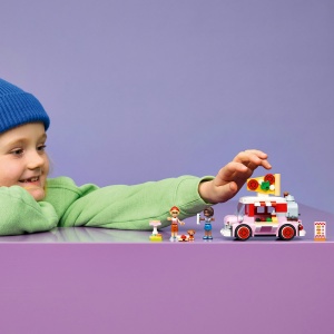 Set LEGO Friends - Furgonetă de pizza (42694) - Img 8