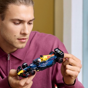 Set LEGO Speed Champions - Masina de curse F1® Oracle Red Bull Racing RB20 (77243) - Img 6
