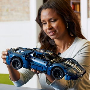 Set LEGO Technic - 2022 Ford GT (42154) - Img 5