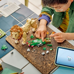 Set LEGO Creator - Animale sălbatice: Leu maiestuos (31386) - Img 5