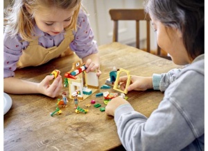 Set LEGO Friends - Pizzeria Heartlake City (41705) - Img 4