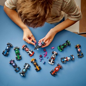 Set LEGO Minifigurine - Masini de curse F1 de colectie (71049) - Img 4