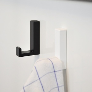 Cuier 2326/PB12 negru Siro