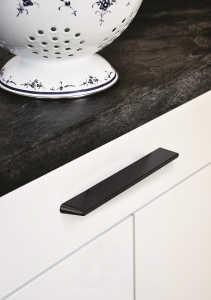 Maner mobilier 2470-138PB12 negru mat Siro