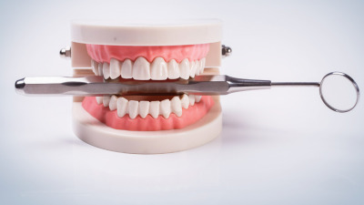 Care sunt principalele obiective ale tratamentului endodontic?