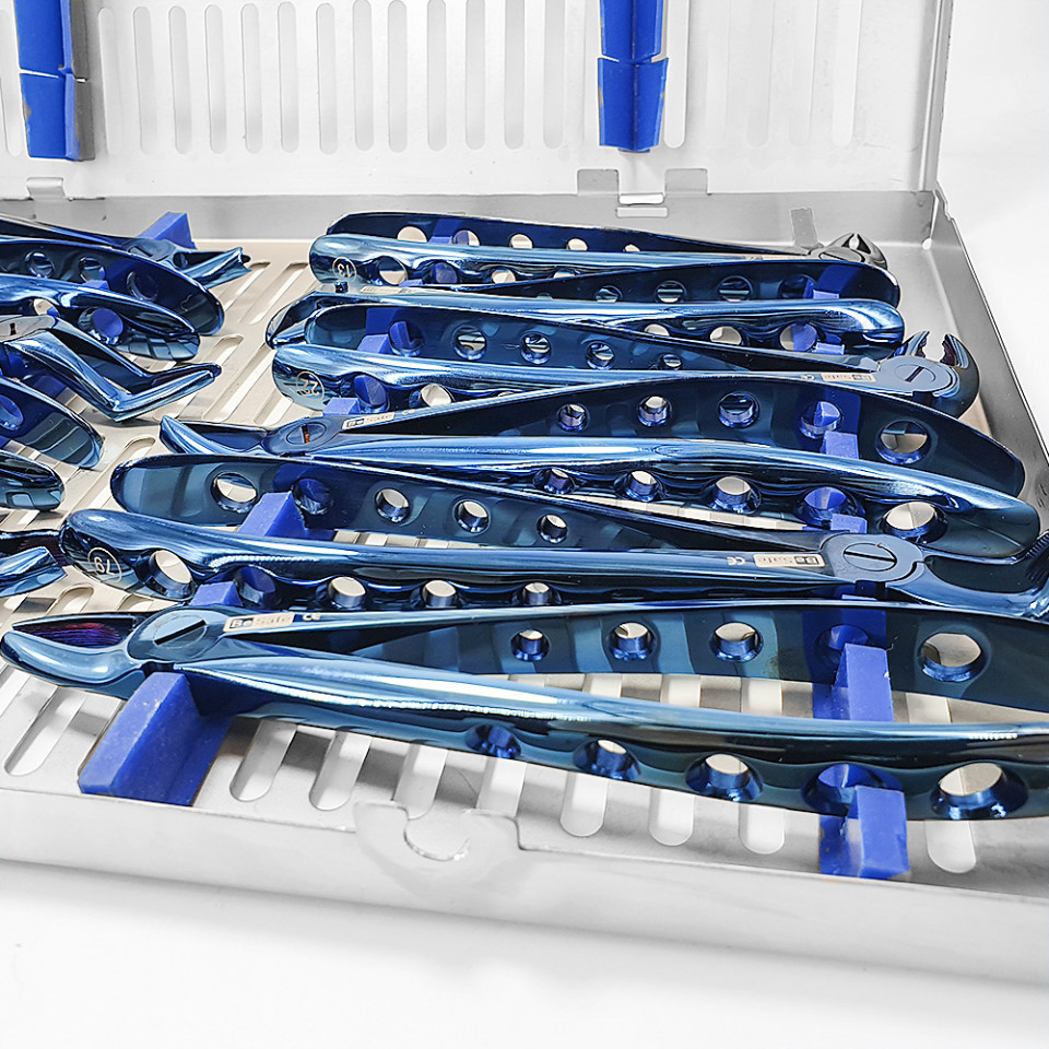Set 12 clesti extractie din titan plus cutie de sterilizare albastri - imagine 2