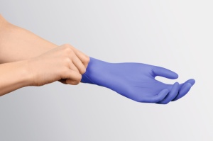 mănuşi-de-examinare-nepudrate-nesterile-peha-soft-nitril-fino-marimea-s