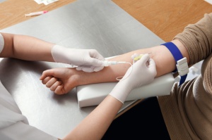 mănuşi-de-examinare-nepudrate-nesterile-peha-soft-nitril-albe-marimea-l